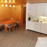 Sonnegg - Vuilleumier By Interhome דירה צווייזימן
